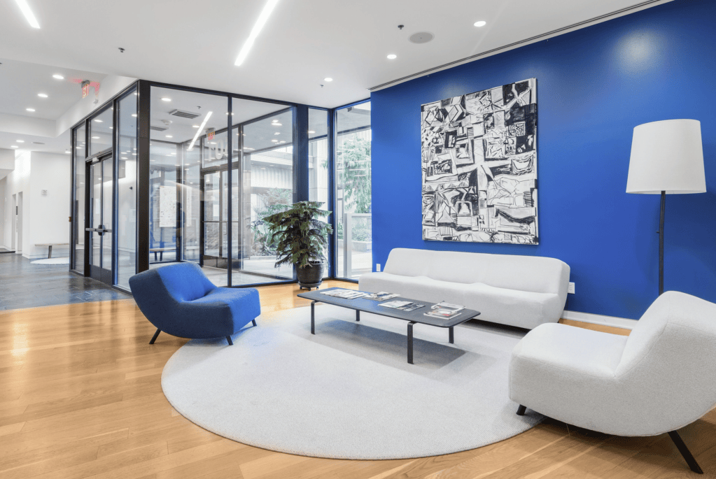 5 Creative Ideas for Transforming Empty Lobby&nbsp;Space